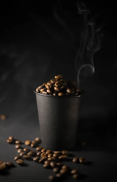 Black Background Black Craft Glass Full Coffee Beans Brown Color — Stock Photo, Image