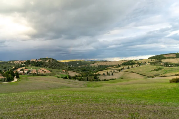 Sonbahar boyunca güzel Toskana manzarası