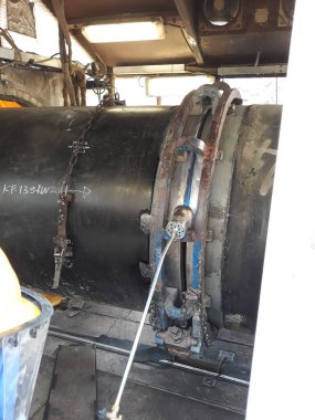  Güneydoğu Avrupa 'daki Petrol ve Gaz Boru Hattı İnşaatı' ndaki kaynak fabrikasının ön ısıtılması