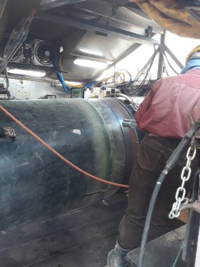 Güneydoğu Avrupa 'daki Petrol ve Gaz Boru Hattı İnşaatı' ndaki kaynak fabrikasının ön ısıtılması