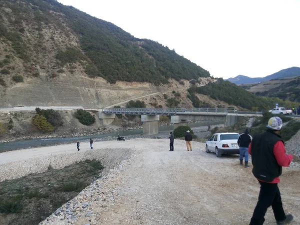 Bu, Arnavutluk 'un bir bölgesindeki bir dağın yamaçlarından bir manzara