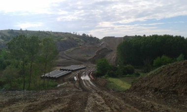 Güneydoğu Avrupa 'da Petrol ve Gaz Boru Hattı İnşaat