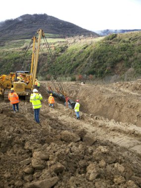 Güneydoğu Avrupa 'da Petrol ve Gaz Boru Hattı İnşaat