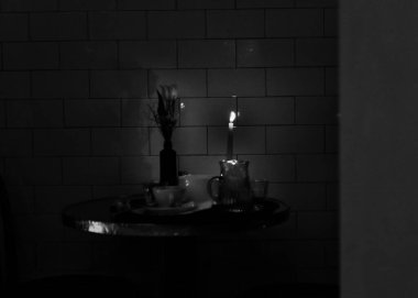 a light on my table for dinner