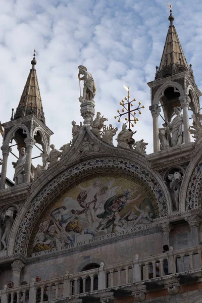 Övre Topparna Mark Katedralen Venedigs Historiska Centrum — Stockfoto