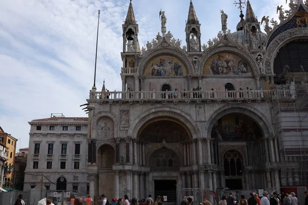 Fasaderna Markuskyrkan Venedigs Historiska Centrum — Stockfoto