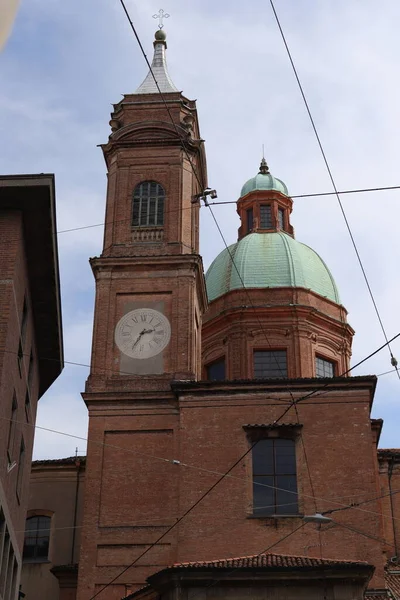 Een Kijkje Kerk Van Heiligen Bartholomew Cajetan Bologna Italië — Stockfoto