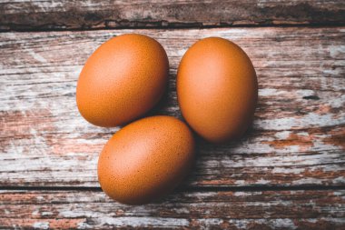 Eggs are a nutritious and inexpensive food during the economic downturn.                          