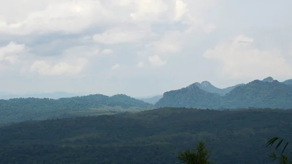 Panorama Altas Montanhas Tailândia Maravilhosa Paisagem Estação Chuvosa Nas Montanhas — Fotografia de Stock