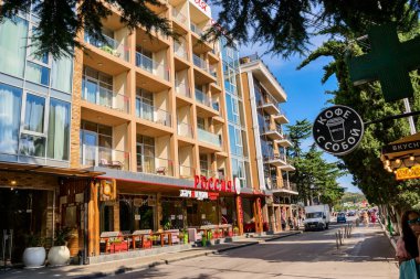 Alushta, Kırım Cumhuriyeti - 14 Eylül 2021: Profesörün Köşesindeki toprak sette