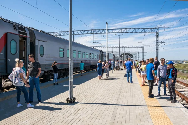 Taman Ryssland September 2021 Järnvägsstation Taman Passagerare Den Ryska Stäppen — Stockfoto