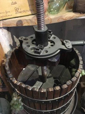 eski paslı endüstriyel makine