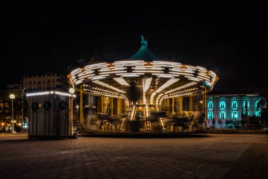 Gecenin en ünlü simgesinin şehri.