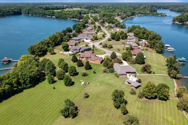 Aerial view of lake homes at Shasteen Bend on beautiful  Tims Fo