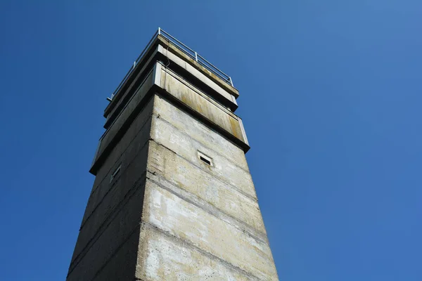 Una Antigua Torre Vigilancia Fronteriza Una Antigua Fortificación Fronteriza Rda —  Fotos de Stock