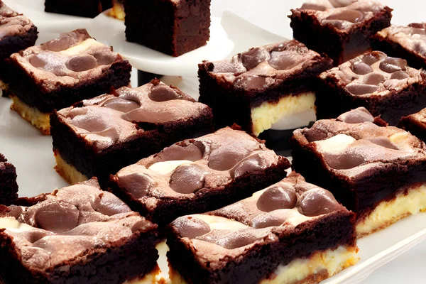 Browni resmi, tatlı ve şekerli pişmiş yemek, lezzetli yüksek kalorili atıştırmalık.