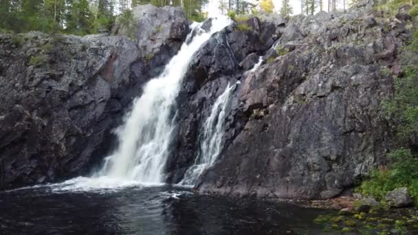Close Câmera Lenta Cachoeira Hepokongas Tirar Fôlego Região Kainuu Finlândia — Vídeo de Stock