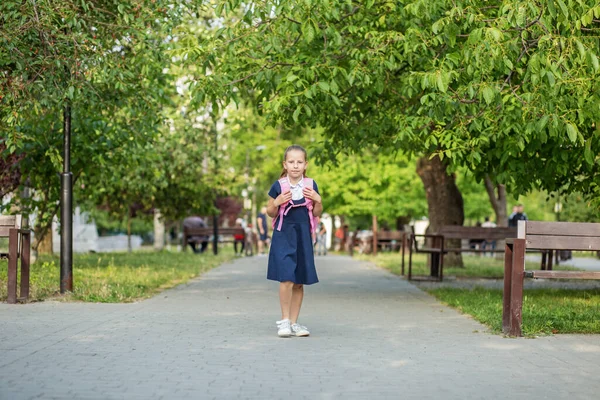 Beautiful Child Girl Pink Backpack Goes School Concept Back School — Foto de Stock
