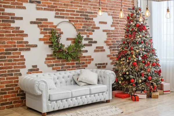 Interiören Vardagsrummet Loft Dekorerad Med Julgran Begreppet God Jul Nyår — Stockfoto