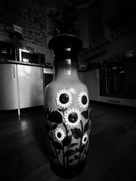 Vase Ukraine Sunflower Dark War Hope Alive