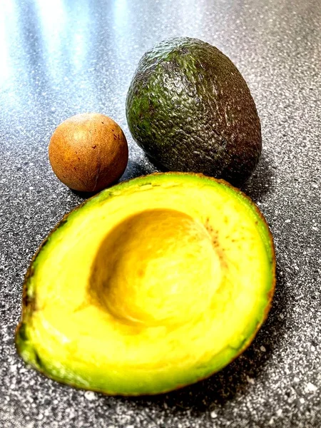 Avokado Meyve Çukuru Bilek Taşı Sağlık Vitaminleri — Stok fotoğraf