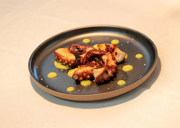 RESTAURANts-Gıda-Mutfak-Bulaşık-Gıda