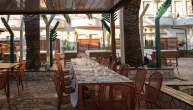RESTAURANts-Gıda-Mutfak-Bulaşık-Gıda