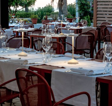 RESTAURANts-Gıda-Mutfak-Bulaşık-Gıda