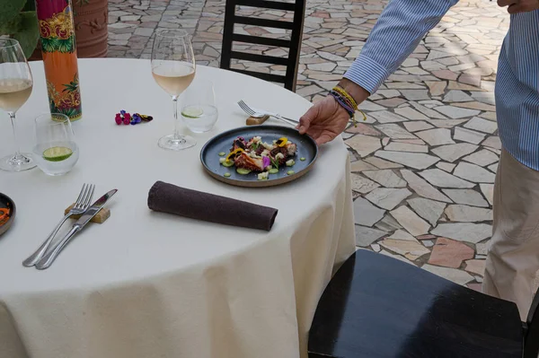 RESTAURANts-Gıda-Mutfak-Bulaşık-Gıda