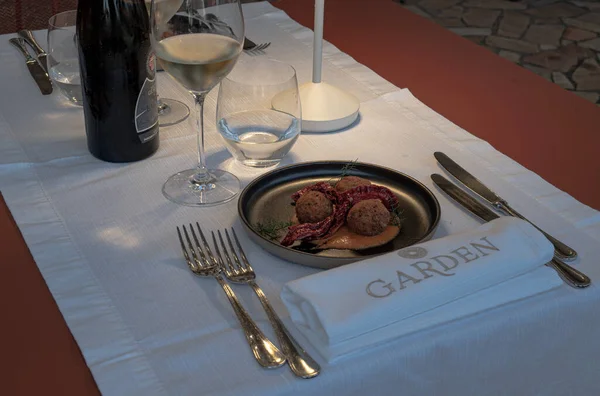 RESTAURANts-Gıda-Mutfak-Bulaşık-Gıda