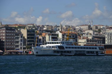 İstanbul şehir sınırları feribot, Galata kulesi ve Karaköy