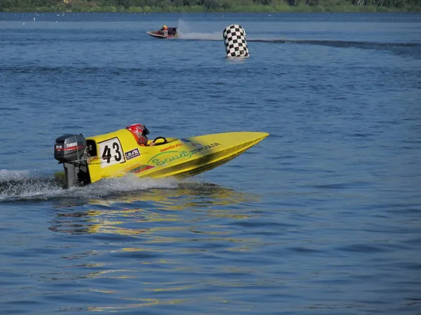 水上モーター選手権 夏のスポーツ テルノーピル2012 — ストック写真
