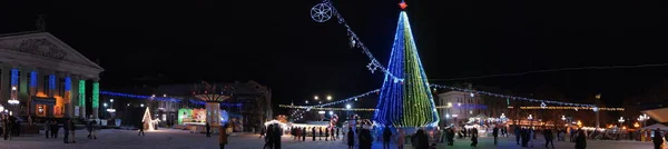 Sob Céu Azul Ucraniano Ruas Parques Inverno Ternopil Ternopil 2022 — Fotografia de Stock