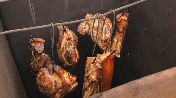 Comida Com Carne Carne Tratada Com Fogo Fumaça Cozinha Ucraniana — Fotografia de Stock
