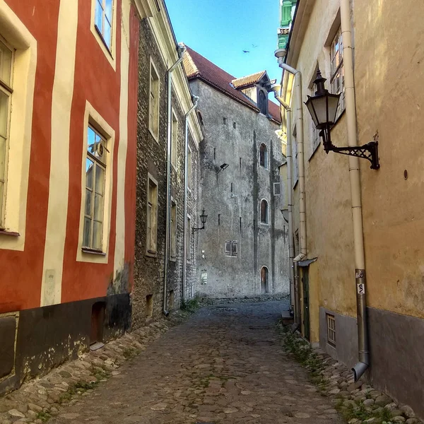 Παλιό Δρόμο Στην Πόλη Της Ευρώπης — Φωτογραφία Αρχείου
