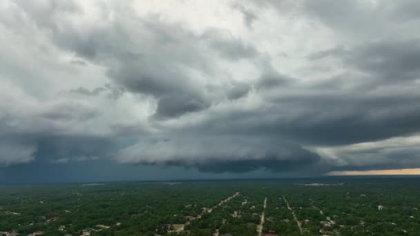 Landscape Dark Ominous Clouds Forming Stormy Sky Heavy Thunderstorm Rural — Vídeo de stock