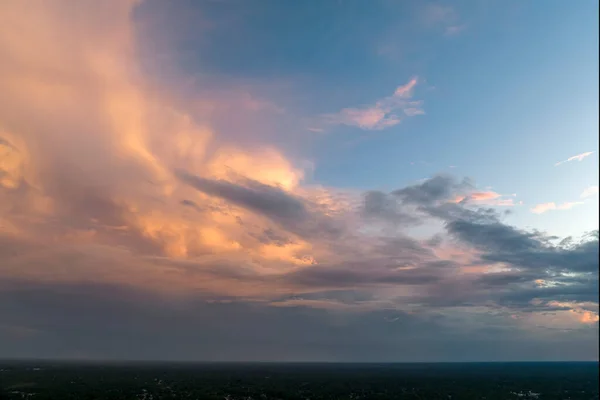 Colorido Paisaje Nocturno Con Suave Paisaje Nublado Color Pastel Cielo — Foto de Stock