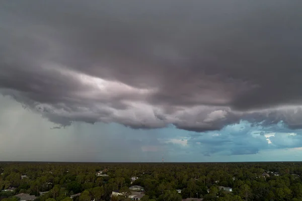 Landscape Dark Ominous Clouds Forming Stormy Sky Heavy Thunderstorm Rural —  Fotos de Stock