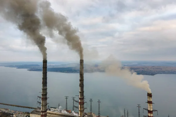 Vista Aérea Las Altas Tuberías Las Centrales Eléctricas Carbón Con —  Fotos de Stock