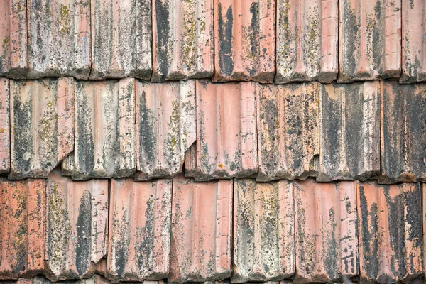 Крупним Планом Поверхня Старої Вивітреної Керамічної Плитки Покриває Будівельний Дах — стокове фото
