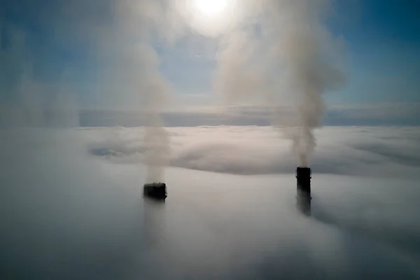 Carvão Usina Alta Tubos Emitindo Fumaça Venenosa Preta Movendo Para — Fotografia de Stock