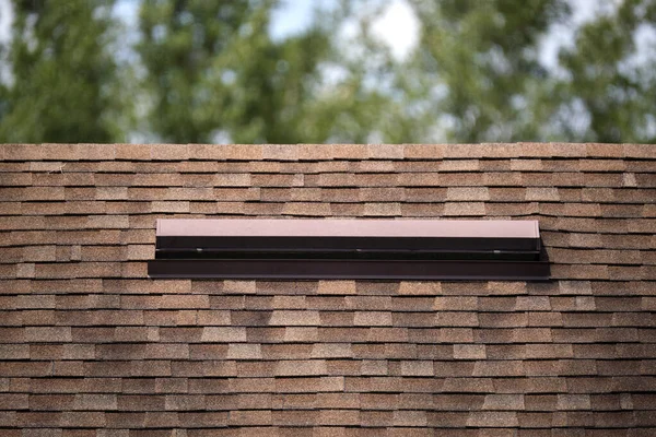 Closeup House Roof Top Covered Asphalt Bitumen Shingles Waterproofing New — Foto Stock
