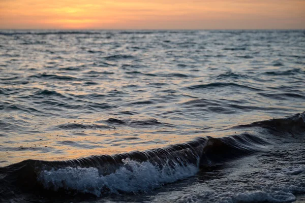 Ocean Sunset Landscape Soft Evening Sea Water Waves Crushing Sandy — 图库照片