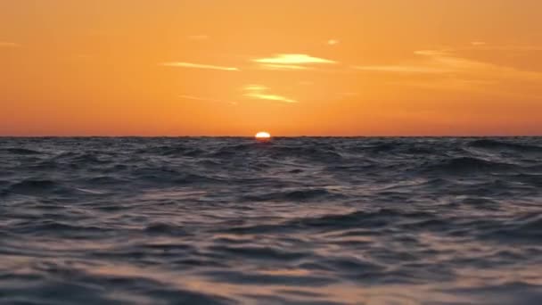 Ocean Sunset Big White Sun Dramatic Bright Sky Background Soft — Wideo stockowe