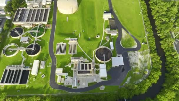 Aerial View Modern Water Cleaning Facility Urban Wastewater Treatment Plant — Stok video