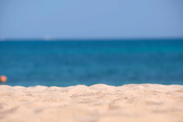 Close Superfície Areia Amarela Limpa Cobrindo Praia Beira Mar Com — Fotografia de Stock