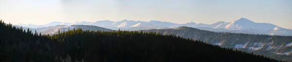 Panoramic Mountain Landscape Snowy High Peaks Wooded Valley — Stock Photo, Image