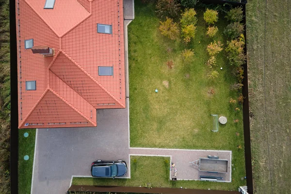 Vista Aérea Casa Privada Com Telhas Cerâmicas Cobertas Telhado Superior — Fotografia de Stock