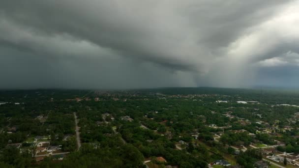 Landscape Dark Ominous Clouds Forming Stormy Sky Heavy Thunderstorm Rural — Vídeo de stock