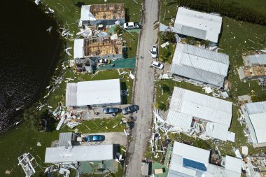 Ian Kasırgası Florida yerleşim bölgesindeki evleri yok etti. Doğal afet ve bunun sonuçları.